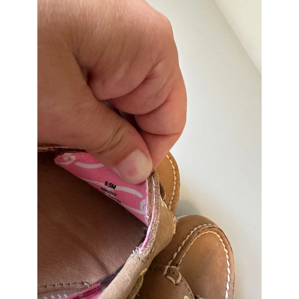 Sperry Top-Sider Tan Leather Boat Shoes with Pink Sole | Size 9.5